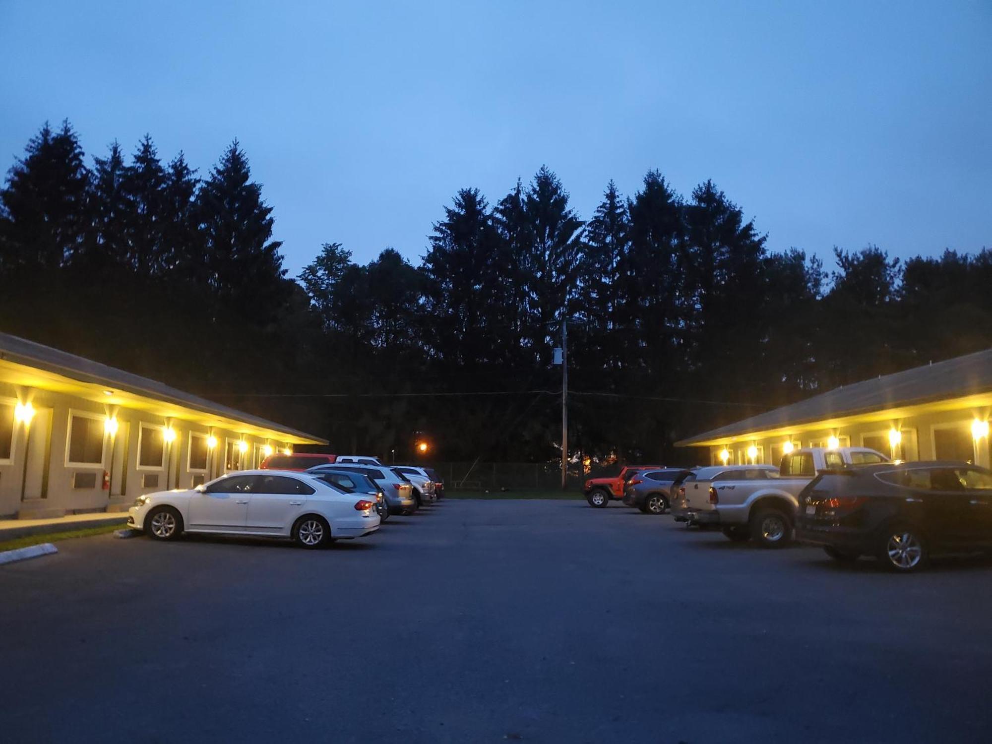 Hotel Glenwood & Conference Center 2*